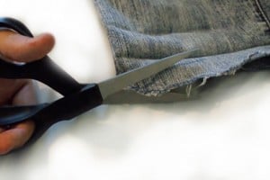 DIY Fashion – Jeans into Shorts: A Student’s Dream