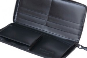 Comme des Garcons ‘Very Black’ Wallet Collection