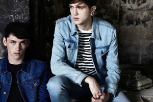 Men’s Light Wash Jeans