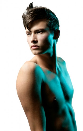 Sanrizz Homme Sculpture