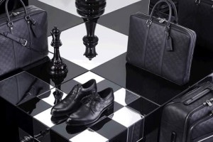 LOUIS VUITTON DAMIER SIGNATURE SS13 COLLECTION